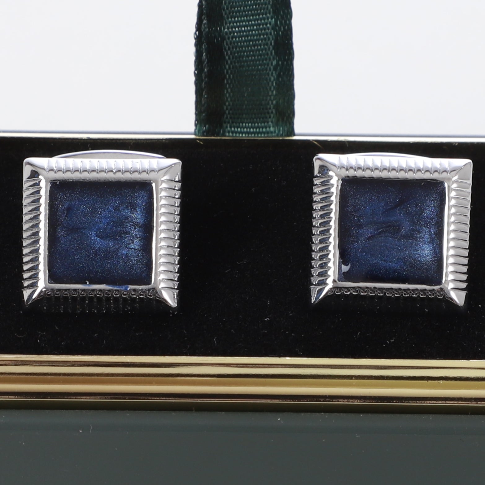 K cufflinks 1