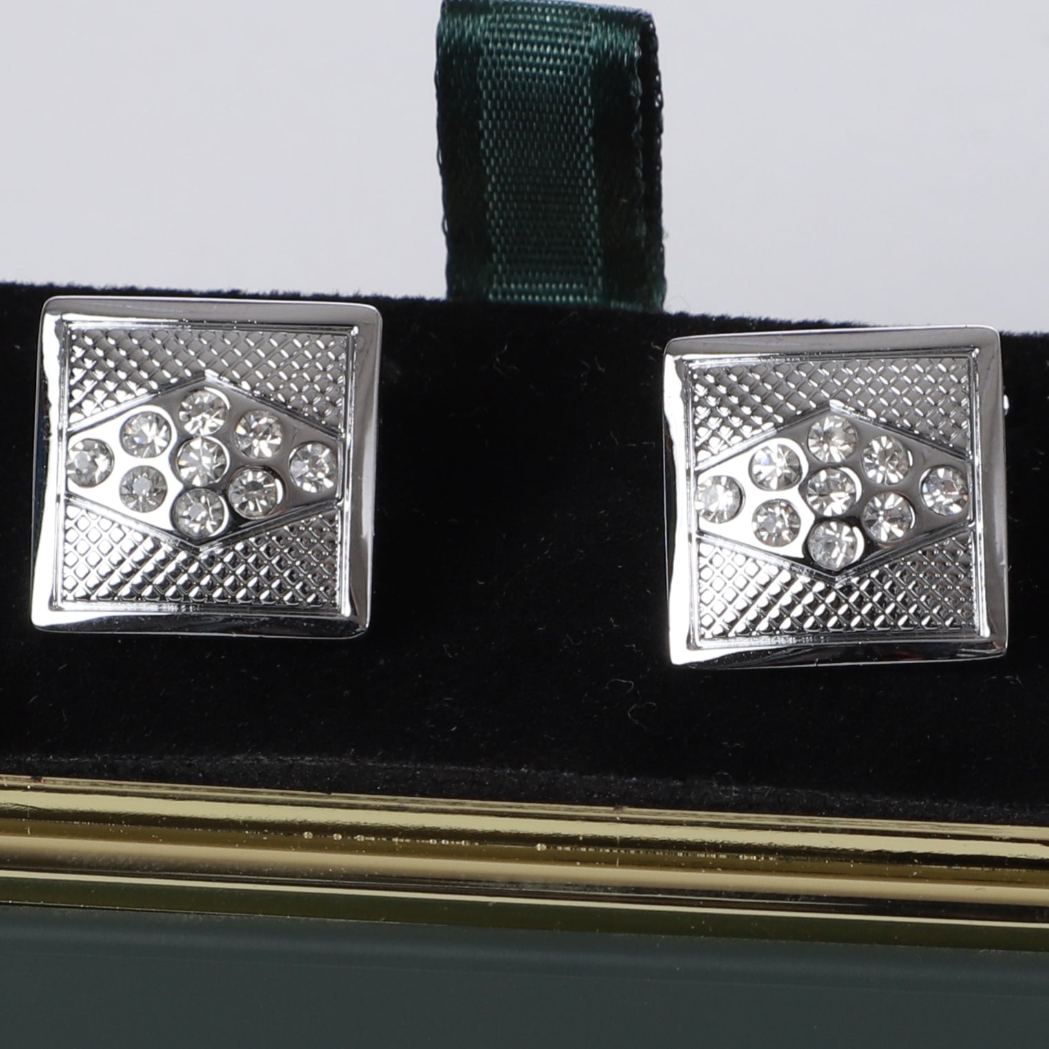 K cufflinks 12