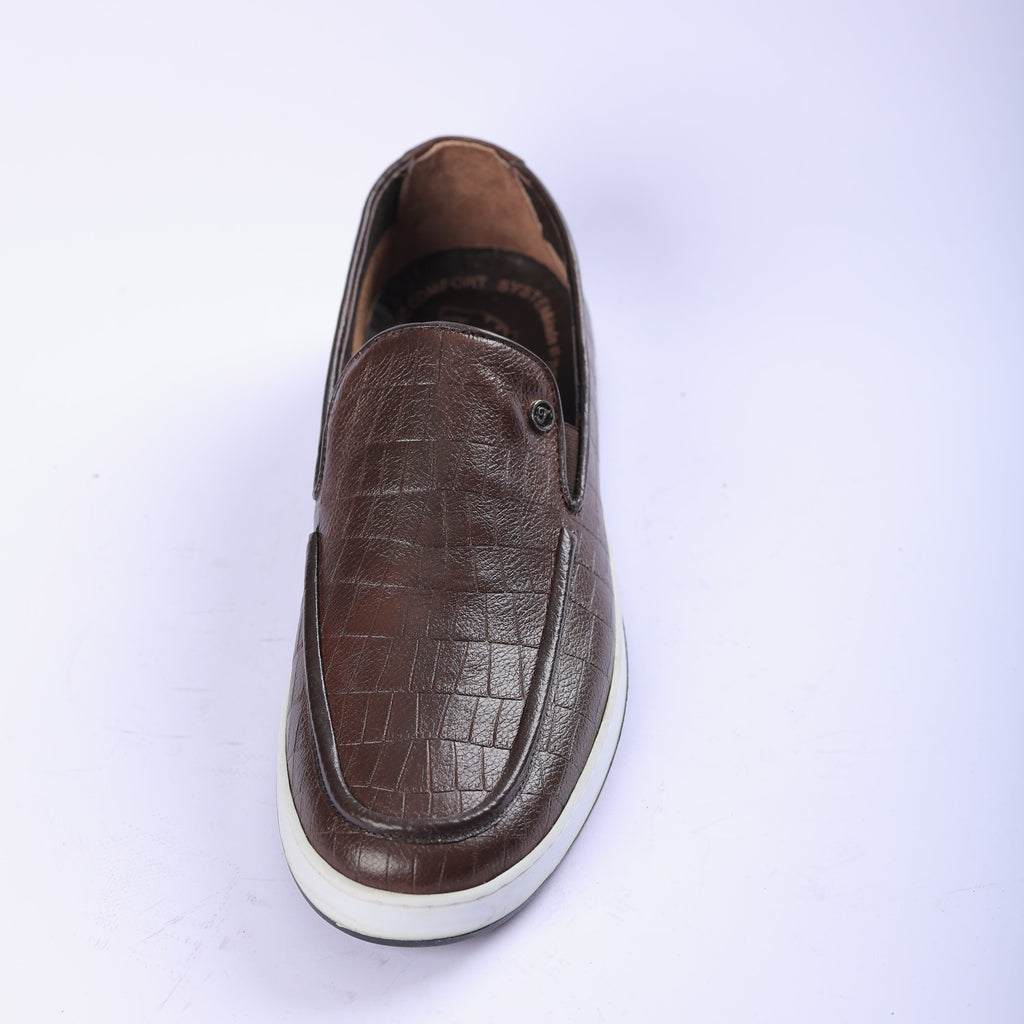 casual shoe