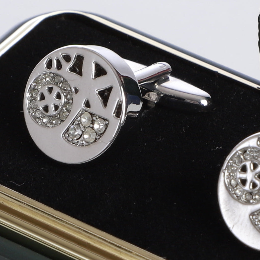 K cufflinks 9