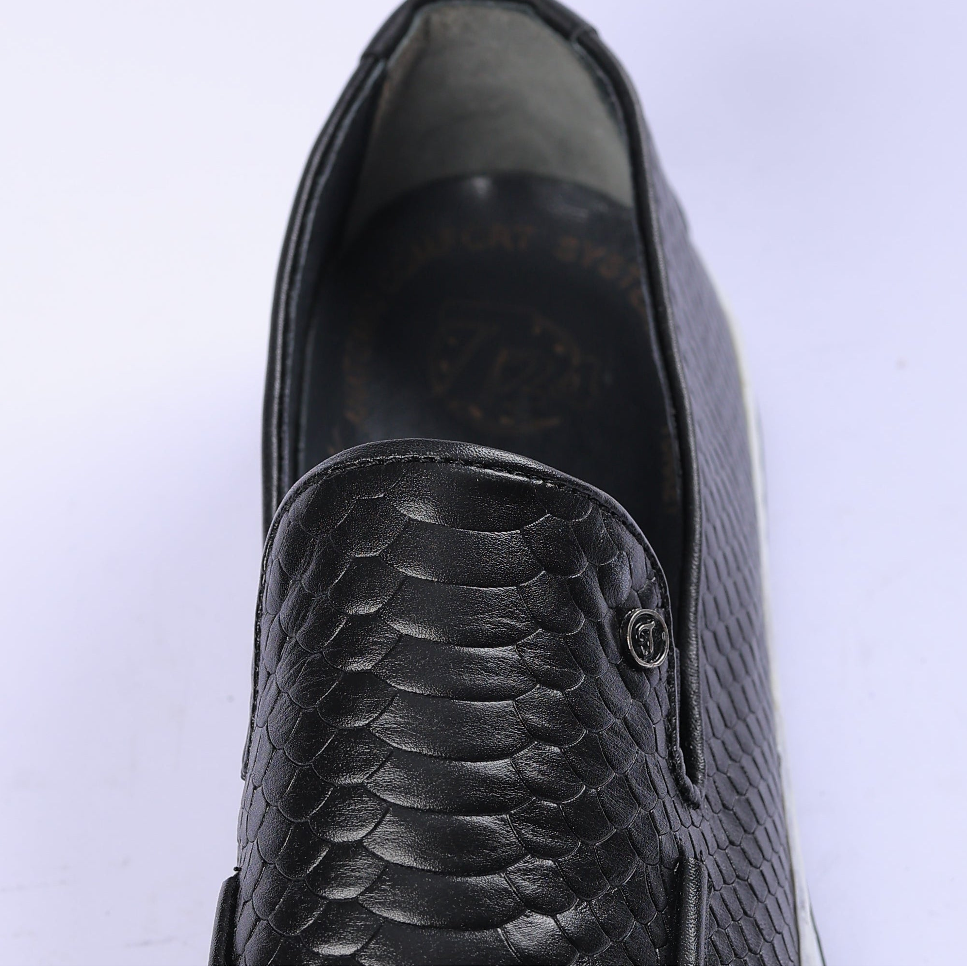 Casual Shoe