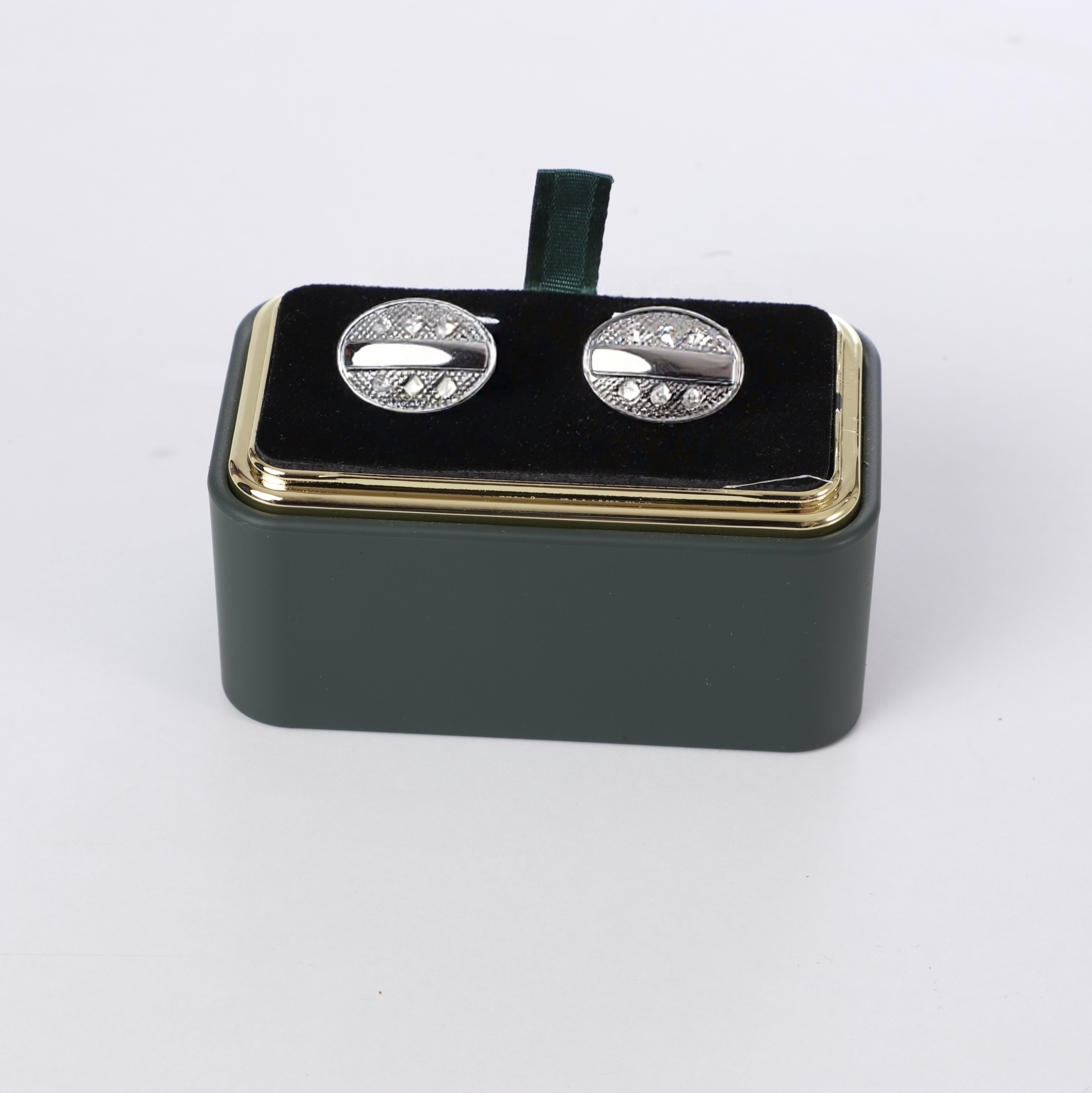 K cufflinks 4