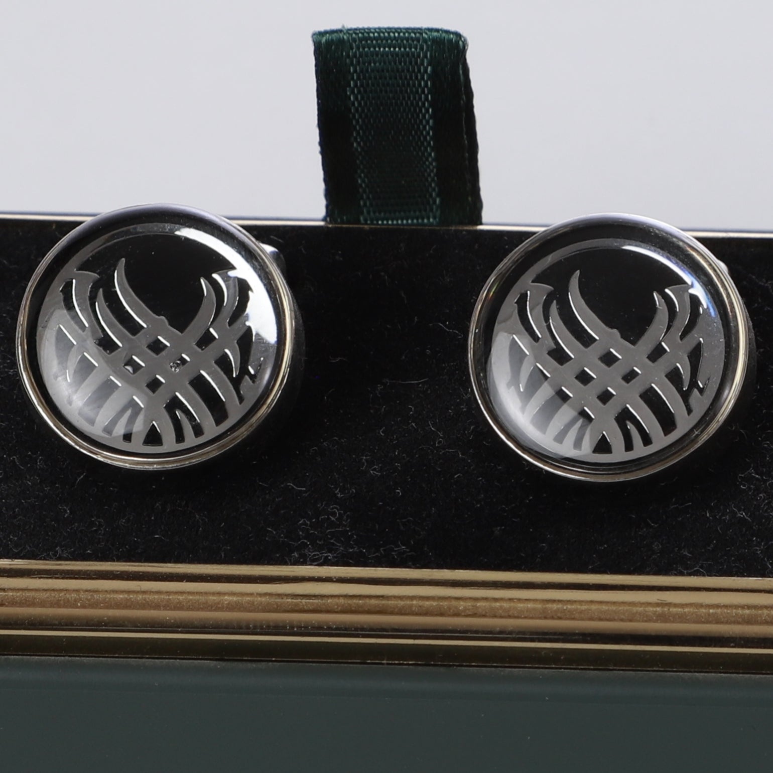 K cufflinks 14