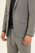 Grand Suit Gray