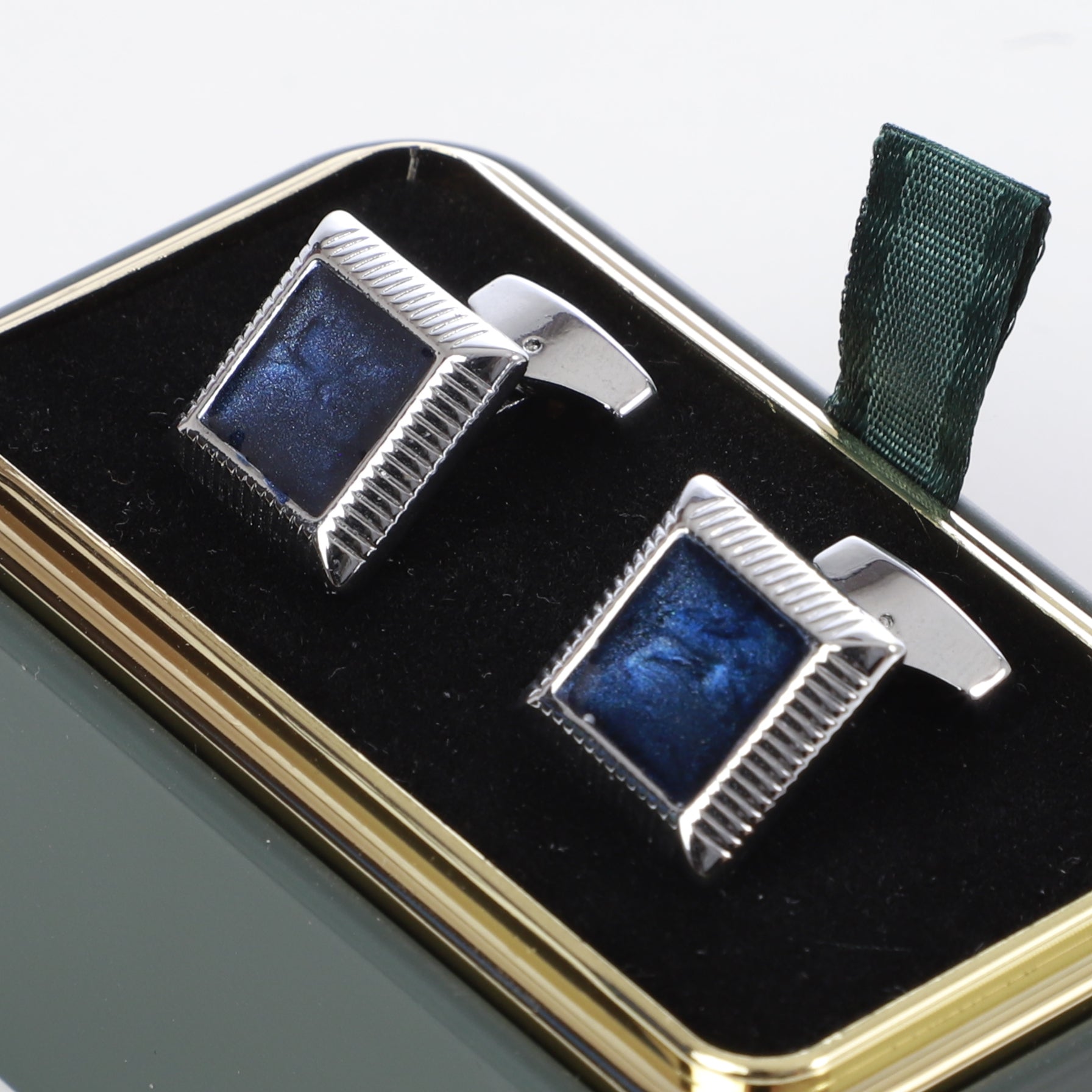 K cufflinks 1
