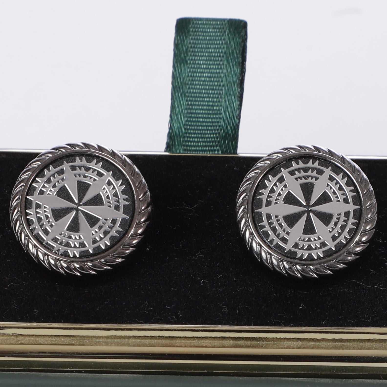 K cufflinks 5