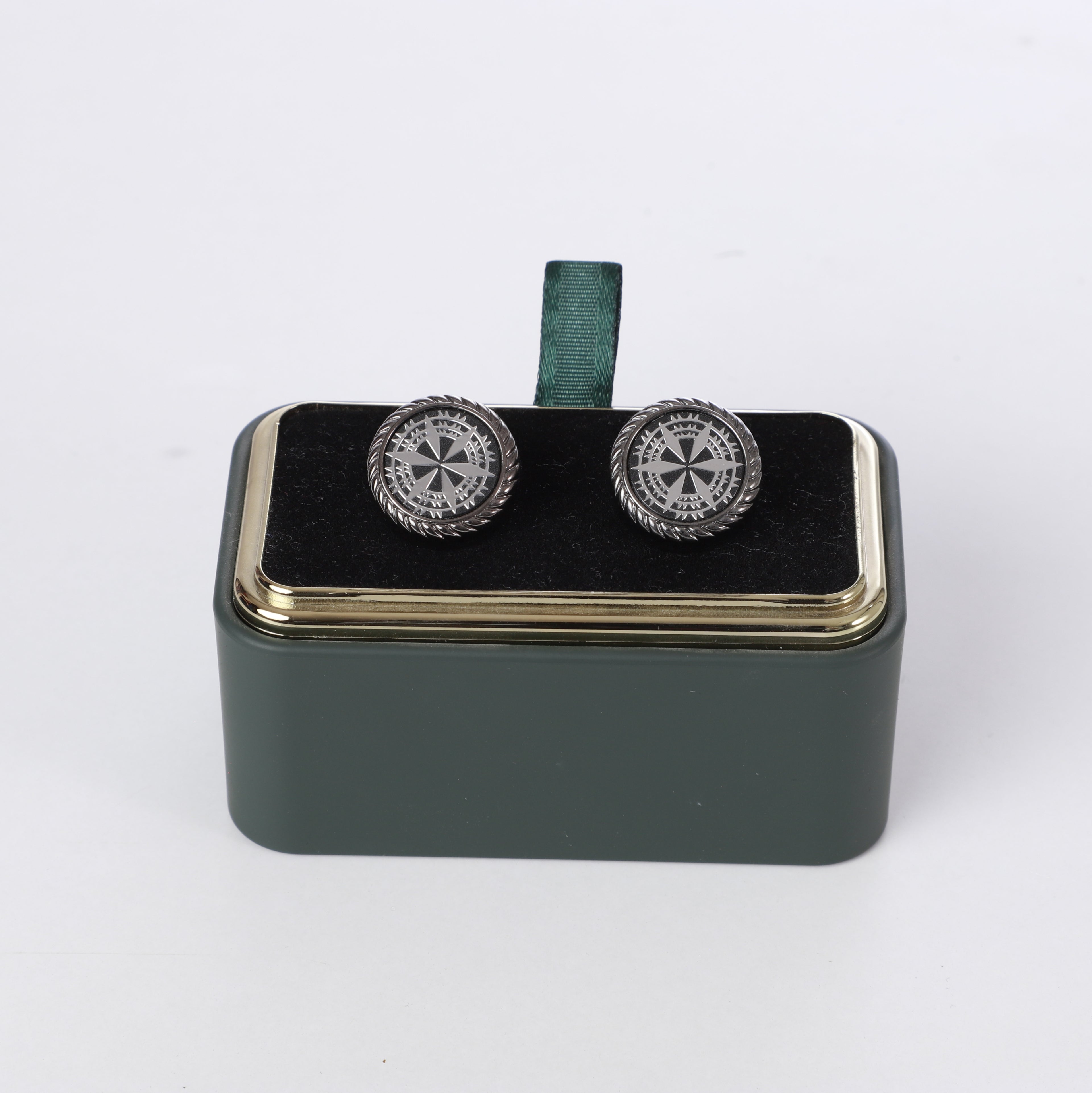 K cufflinks 5
