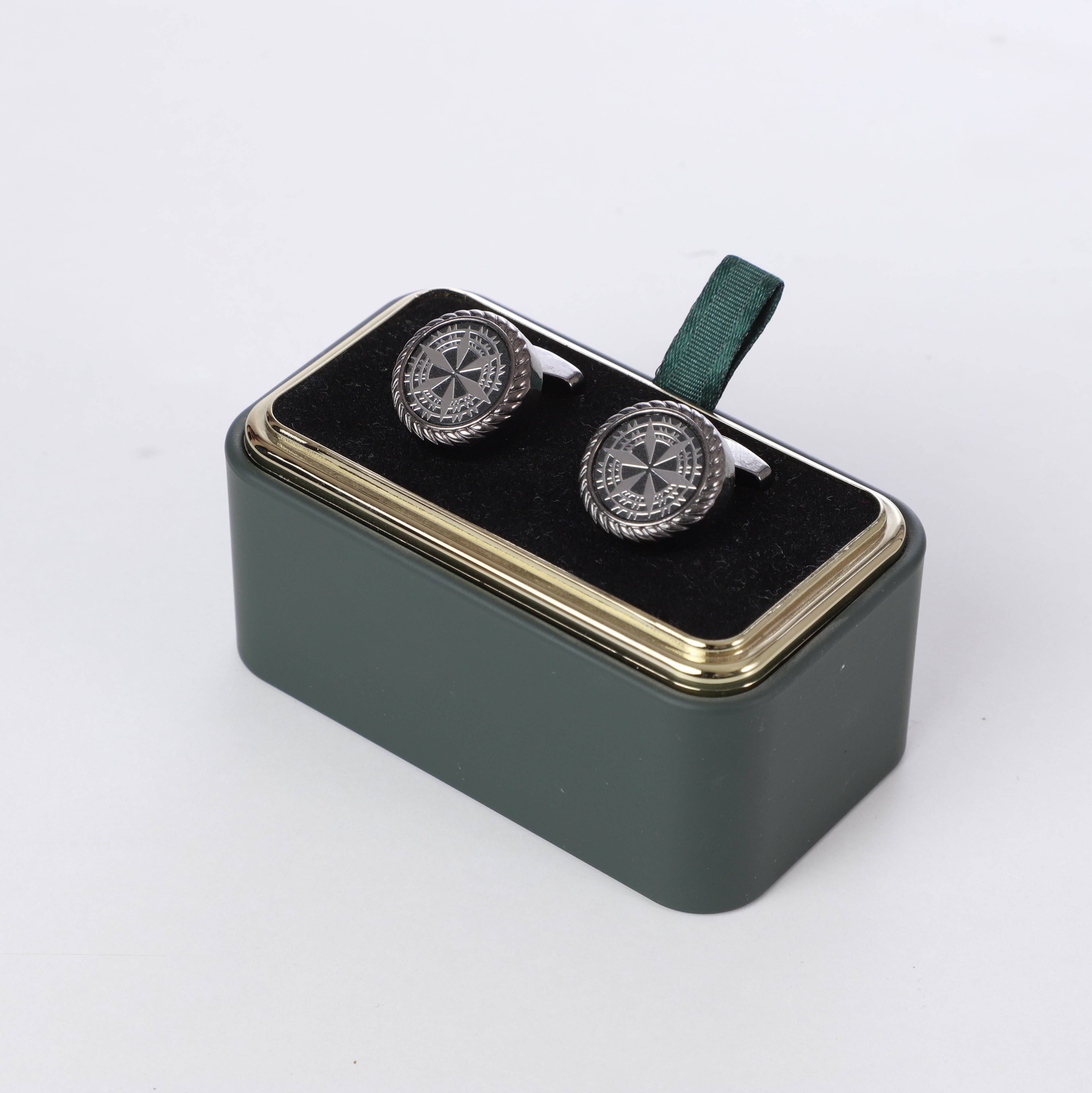 K cufflinks 5