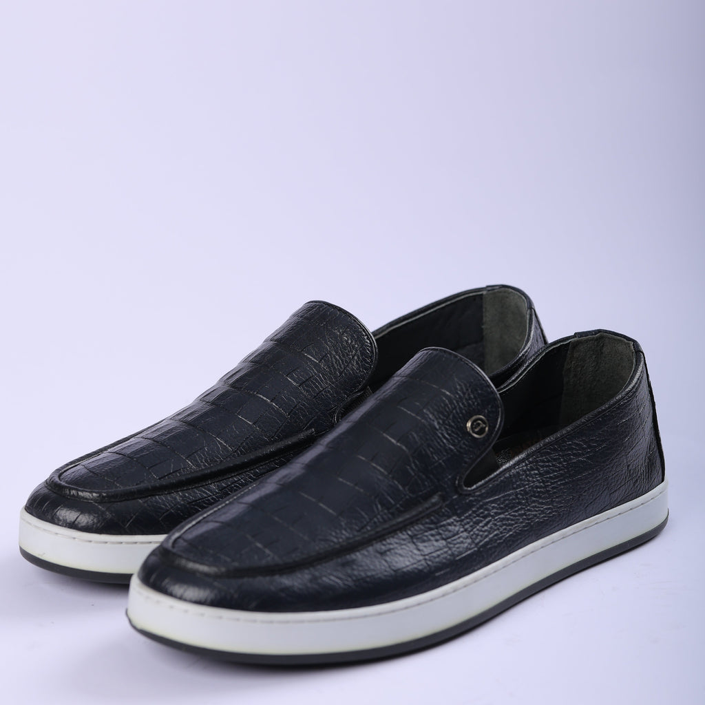 casual shoe