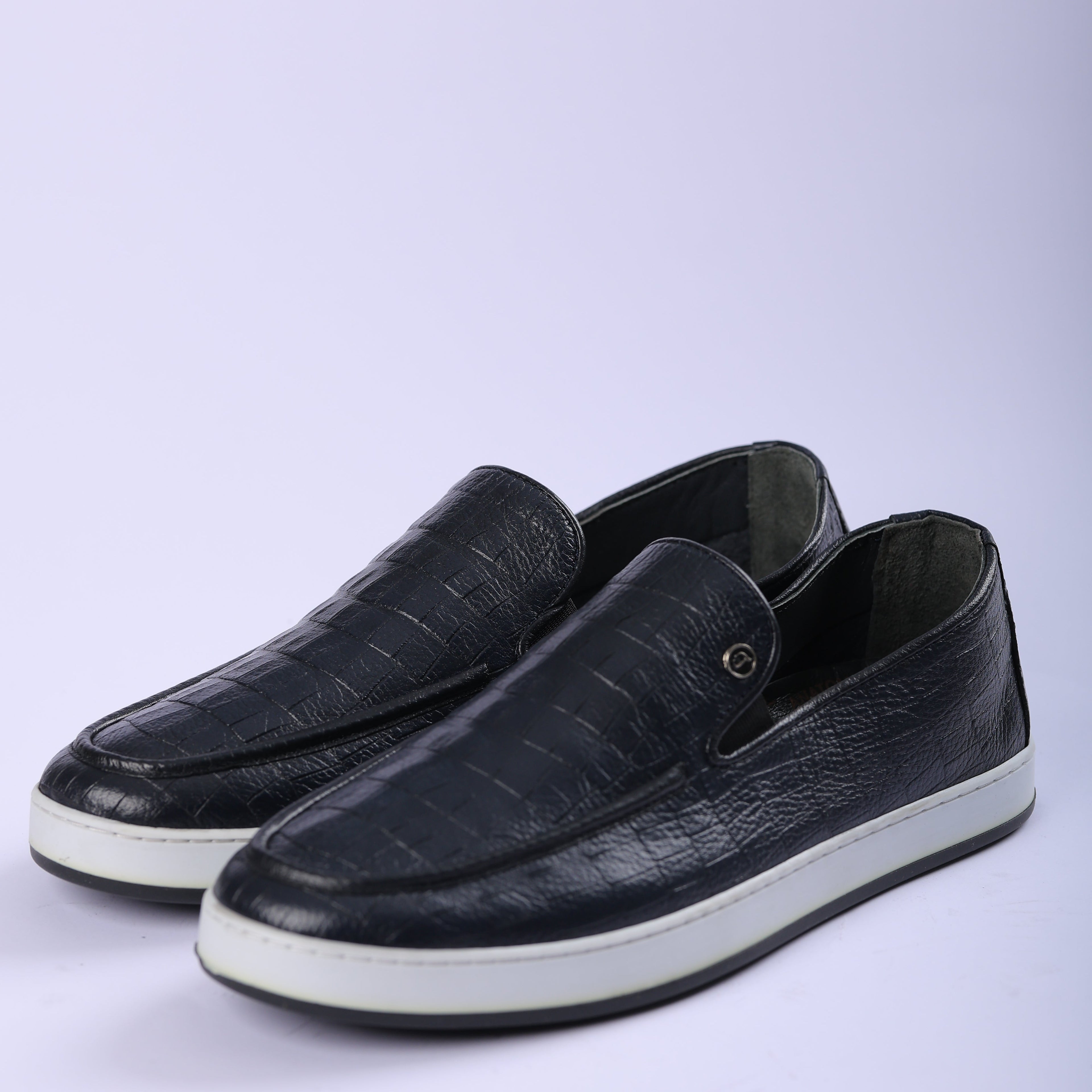 casual shoe